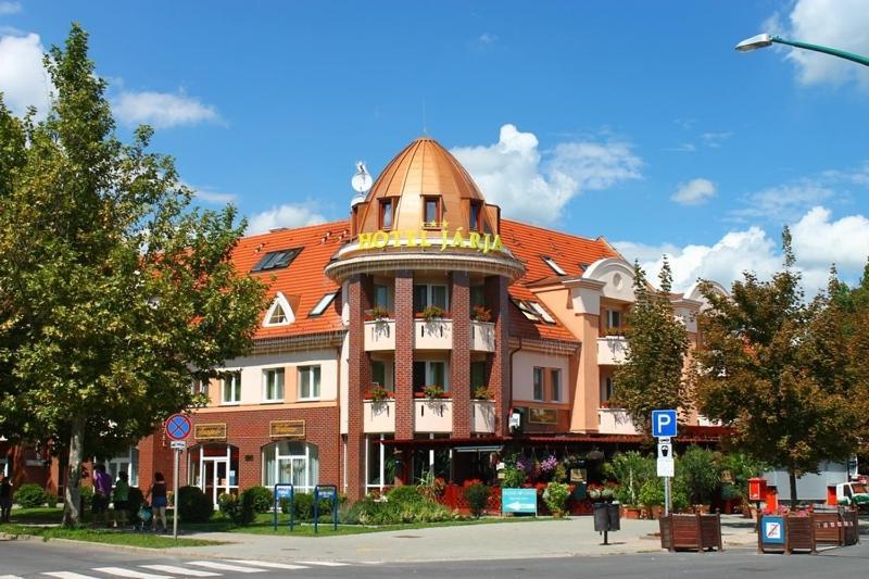 Hotel Jarja Hajdúszoboszló Exterior foto